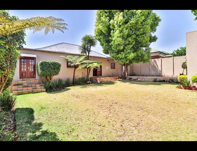 3 BEDROOM HOUSE FOR SALE IN KENSINGTON